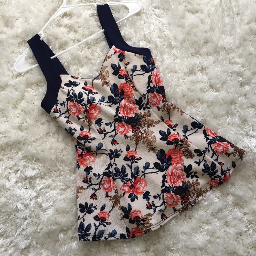 Floral summer blouse 🌻